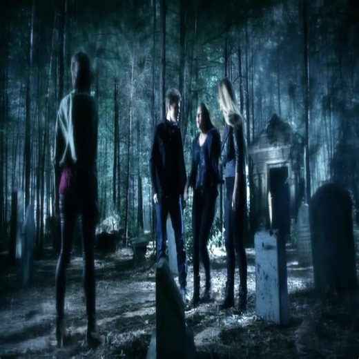 This episode was so sad. #delena #elenagilbert #damonsalvatore #thevampirediaries #foryou