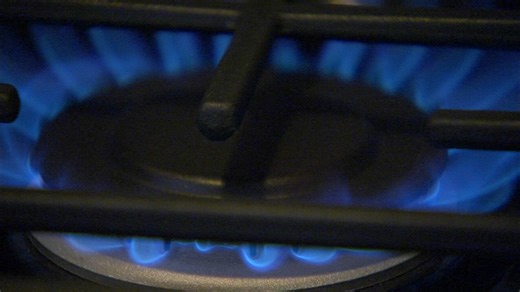 New fee for Peoples Gas commercial property owners helps pay for low-income discount rate program