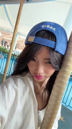 Fujiiian (@fujiiian)’s video of song with lyrics