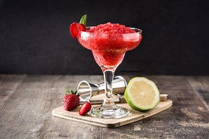 Low Calorie Strawberry Margaritas