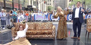 Videos: Watch the Cast of DEATH BECOMES HER Perform on The TODAY Show