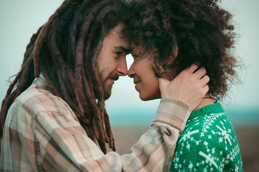 25 Soulful Eye Contact Quotes | LoveToKnow