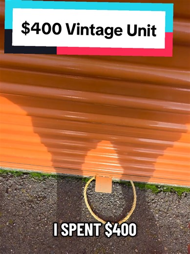 Storage Auction that looks like it hasn't been touched since the 90s #storageauction #vintage #antique #resale #treasure