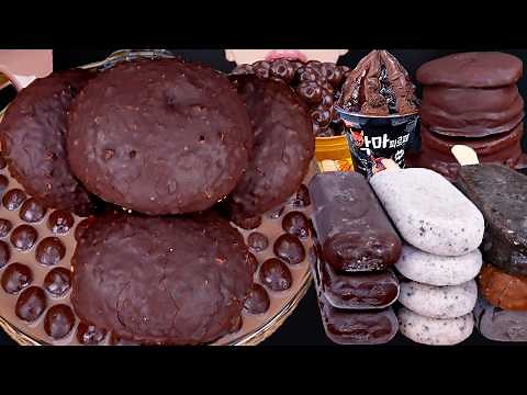ASMR CHOCOLATE CAKE MALTESERS KITKAT ICE CREAM NUTELLA DESSERT MUKBANG 초콜릿 먹방チョコレート 咀嚼音EATING SOUNDS