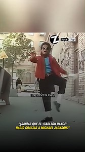 🕺💥 ¿Sabías que el ‘Carlton Dance’ nació gracias a Michael Jackson? Sí, ese paso icónico que todos intentamos imitar en algún momento tiene raíces en el Rey del Pop 👑🎤 📺 Alfonso Ribeiro, el actor que dio vida a Carlton Banks en El Príncipe del Rap, reveló que su famoso baile fue inspirado por una mezcla de Michael Jackson y Eddie Murphy. El resultado: una coreografía exagerada, divertida y totalmente inolvidable. 💃🧥 🔥 Un homenaje no tan obvio al estilo inconfundible de MJ… con un toque de
