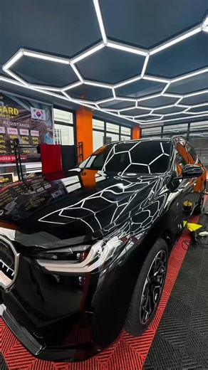 ✨ 𝗕𝗠𝗪 𝗫𝟯 𝟯𝟬𝗲, 𝗰𝗲𝗿𝗮𝗺𝗶𝗰 𝗰𝗼𝗮𝘁𝗲𝗱 𝘁𝗼 𝗽𝗲𝗿𝗳𝗲𝗰𝘁𝗶𝗼𝗻. Deep gloss durable protection for a luxury drive that lasts. 💎 | Sunny Auto Detailing