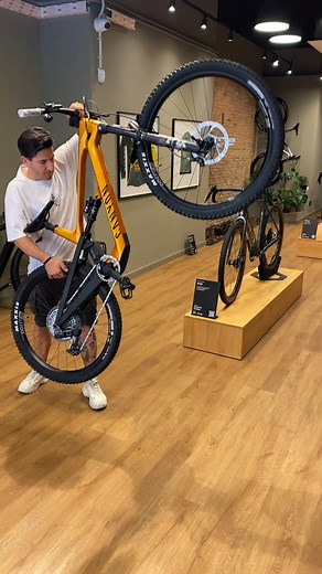 🔋E-bikes are lighter than ever!😍 #allmountainstyle #ebike #mtb #enduro #cycling | AMS