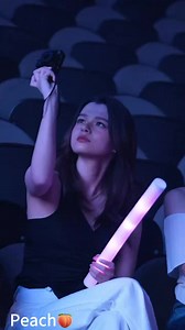 becbec filming/taking pictures of her phi's performance. she'll always be her biggest supporter THE FREENAIRY ORACLE #HBD26thFreenSoloStage #THEFreenAIRYꕤ #FreenBecky #beckysangels #srchafreen #GIRLFREEN | Adi