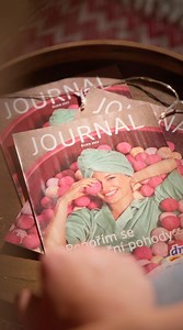 Prolistujte si nový Journal a zažijte sílu inspirace. 💝 Objevte limitované edice adventních kalendářů i vánočního mlsání, novinky a informace o aktuálních eKuponech. 🤩 Journal na vás čeká v prodejnách dm i online na www.dm.cz/journal. 👀 #dmcesko | dm drogerie markt Česká republika