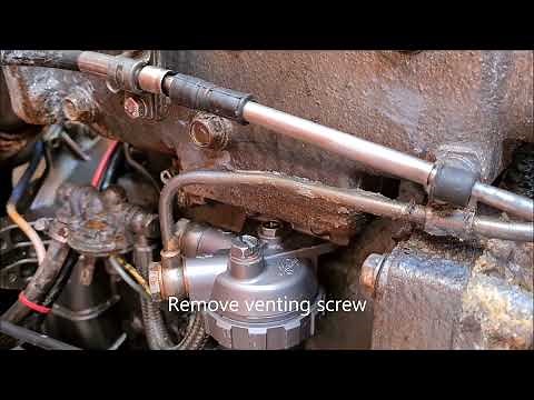 Air Vent / Bleed Yanmar 3GM30F fuel diesel line in 30 seconds