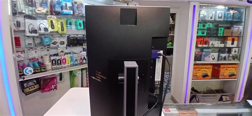 Upgrade your workspace with the HP EliteDisplay E223 21.5" Full HD monitor. Features IPS display, 3-sided micro-edge bezel, ergonomic adjustability, HDMI, DisplayPort, VGA, and USB hub for seamless connectivity. Ksh 7000 Call/ WhatsApp 0701444222 0r 0719150150. Visit Us at Kimathi House along Kimathi street. Ground floor or at Revlon Plaza along Tubman road. Also checkout ********** Lenovo L22e-40 Display 22-inch Full HD (1080p) UltraSlim Monitor Ksh 22000 ********** HP Series 5 31.5″ FHD Monito