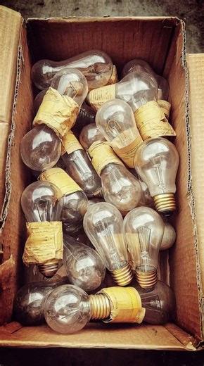Why Nobody Makes Christmas Lights Like They Used To #vintage #nostalgic