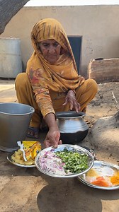 Sada Aloo Pulao in Simple Village Style by Old Ama Jaan #SadaAlooPulao #AlooPulaoRecipe #SimpleVillageStyle | Yariیاری