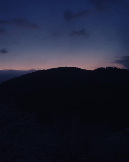 De prijs van de nieuwe Lexus RZ, ons eerste Lexus-model met steer-by-wire, is bekend! Luxe, prestaties en efficiëntie komen samen bij dit volledig elektrische model. Ook is de Lexus RZ voor het eerst als sportieve F SPORT te verkrijgen. Meer weten of direct reserveren? Bekijk het hier: https://www.lexus.nl/modellen/rz/reserveren #Lexus #RZ | Lexus