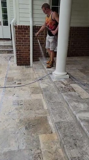 Travertine paver cleaning - poolside 🏊‍♂️