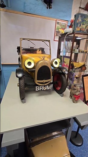 Meeting Brum at the Cotswolds Motor Museum #brum #motorcar #austin7 #museum