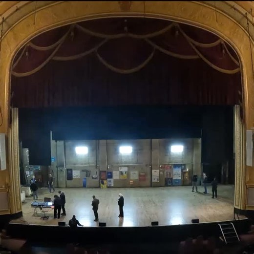 The Anonymous Lover has taken over the Palace Theatre 💌🔥 #AnonymousLoverOC #operacbus #makeityours #artmakescbus #columbusohio #onlyincbus #614 #cbuslife #asseenincolumbus #meetopera | Opera Columbus