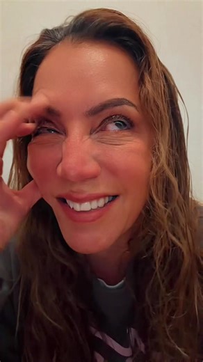 LA GRANJA VIP este lunes presentan a los participates!!! En la Mesa Redonda… #tv #show #parati #granjavipperu #viral