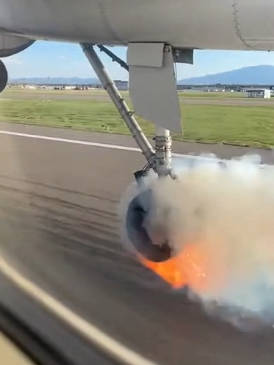 Unbelievable Emergency Airplane Landing Incident