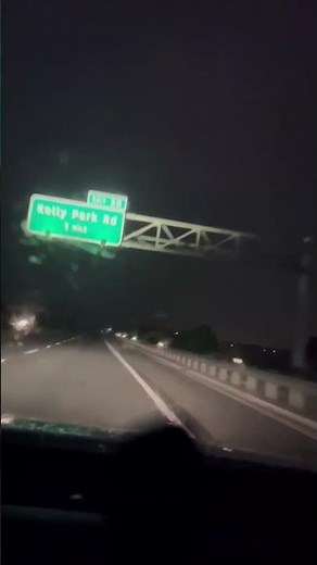 What is it like driving into a giant thunderstorm? How to survive a storm? #drivesafe #thunderstorm