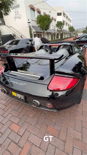 Amazing Porsche Carrera GT |🔥V10 Manual Supercar #car #cartok #motivation #porsche #lifestyle #fast