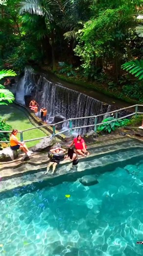 Discovering The Cleanest Spring Pool in the Philippines