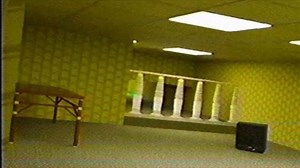 【后室Backrooms】发现的录像「迷途域境」