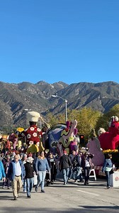 See the 2024 Rose Parade floats TODAY at Floatfest: A Rose Parade Showcase presented by lululemon, and Food Fare presented by Dine Out Lauderdale. Details in the events tab in our bio‼️ | Rose Parade