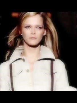 #carmenkass for #dsquared2 spring/summer 2006#fashion#horsewalk#model#2000s#highfashion#iconic