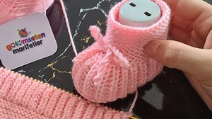 Baby Knit Shoes You Can Make Easily