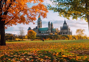 Where To See The Best Ottawa Fall Views For Fall Rhapsody 2026 - Little Miss Ottawa