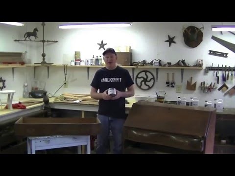 How to Use Carnauba Wax on Furniture