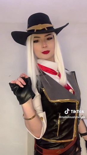 Ashe Cosplay from Overwatch 2: A Guide