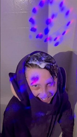 Purple Teletubby singing I’m in the think of it #music #Teletubby ￼￼￼