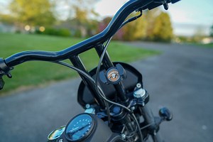 Biker Gripper Cell Phone Handlebar Universal Bar Mount Kit in Black or Chrome-Harley or Metric-STREET-ADVENTURE-DIRT
