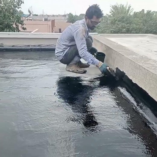 waterproof hot bitumen coating on roof
