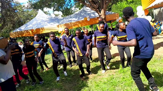 😊#stepsquad #aictbuzurugachoir #@nique @aic kasina youth choir @John Mutitu @lemayian. aiyan @Ben60294 @Maggie Kawira😘 @Family kid 😘