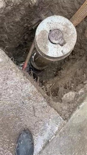 Exposing a Deep Water Main Stop Valve with NDD