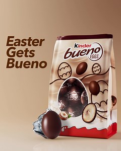 When you now get to enjoy all that smooth hazelnutty filling inside a crispy milk chocolate covered egg… #EasterGetsBueno | Kinder