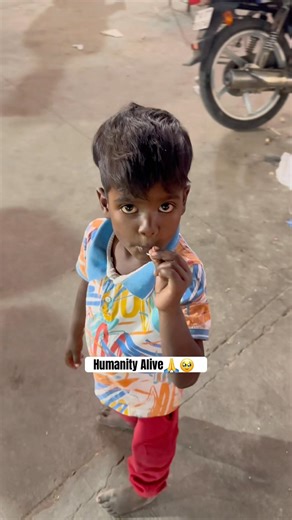 कुछ सपने इनके भी पूरा कर दिया करो💔😱#shorts #respect #humanity #trending #help #explore #youtube