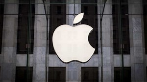Apple reassures investors, says iPhone sales in China remain strong