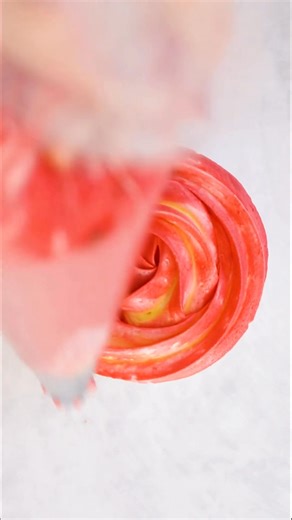 2.1K views · 22 reactions | Bakery-worthy rosette cupcakes made easy!...