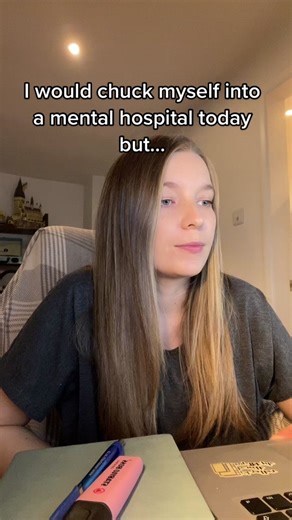 Twinkl Trainee Teachers on TikTok