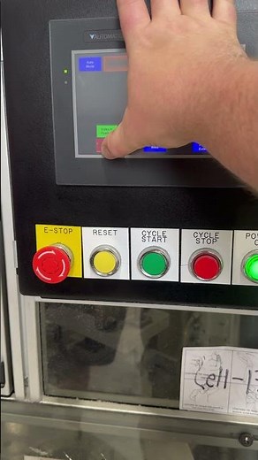 Branson S40 2000X ultrasonic welder with rotary table under power