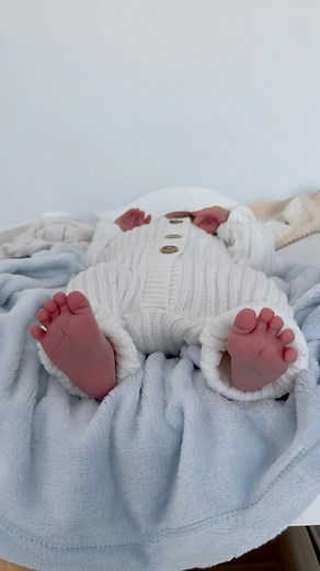 Fresh little newborn feet are the cutest little toes, yet to walk a mile on this rocky road we call life. I wonder every day what your life will look like. If you’ll keep your dark brown hair and blue eyes. What your voice will sound like, how your giggle will light up a room. Will you be left or right handed? Will you be into team sports like your dad or individual sports like your mum? What will your little personality quirks be? Will you be healthy? And will you look out for your sister? 🤍 |