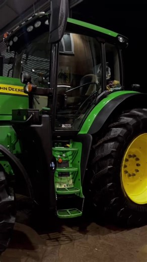 Custom decal on this mint John Deere tractor 😮‍💨 #tractors #johndeere #farming #farmers #stickers