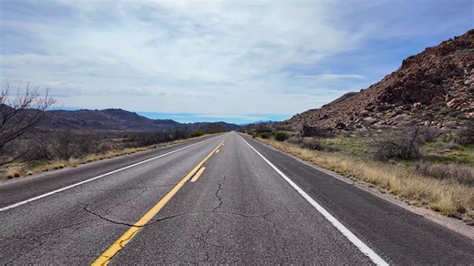 A Scenic Route 66 Drive to Valentine Station in Arizona | Route 66 Road Relics