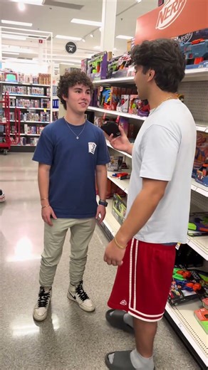 Pants falling down prank 🤣🤣 #funny #foryou #prank #funnyprank