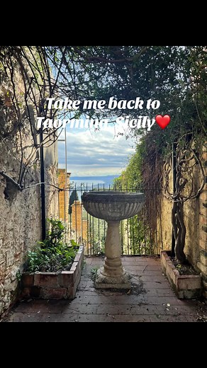 Explore Taormina, Sicily: A Love at First Sight Journey