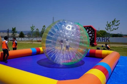 東海オンエアも使用！ゾーブボール、エアローラーのレンタル・購入について | バブルサッカーレンタル.com